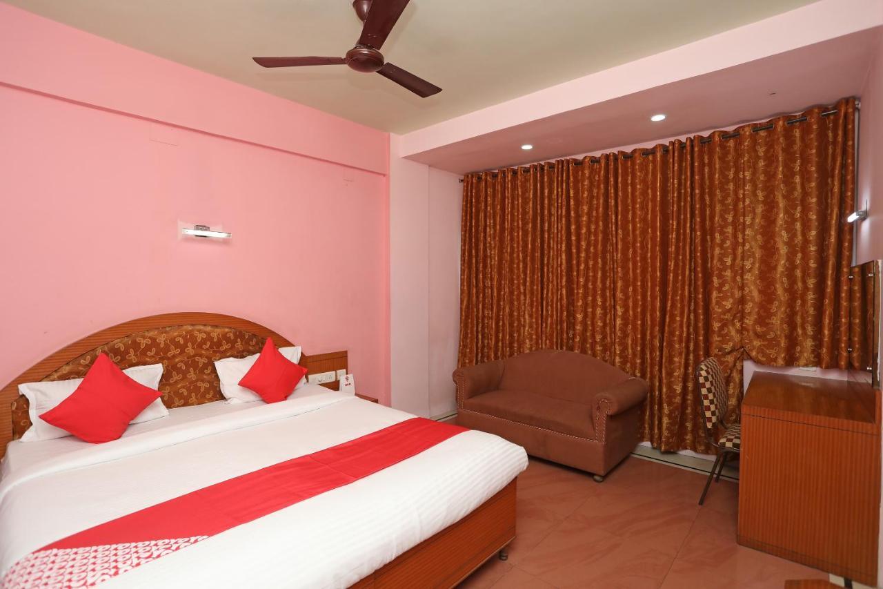 Hotel Keshari Bhubaneswar Exterior photo